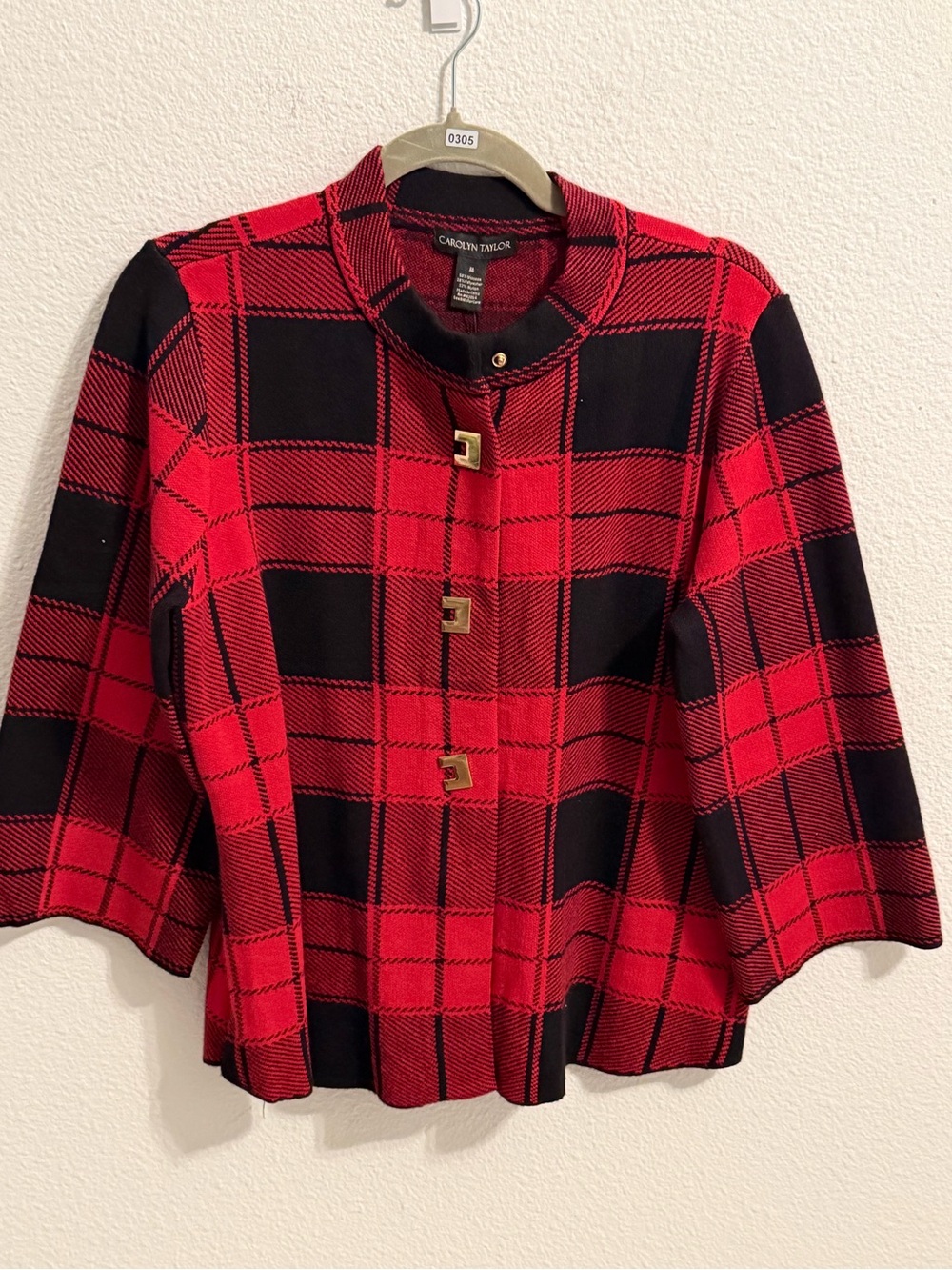 Carolyn Taylor Red and Black Plaid Boxy Button-Front Top